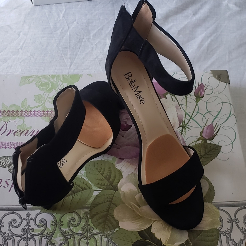 Black Sandals